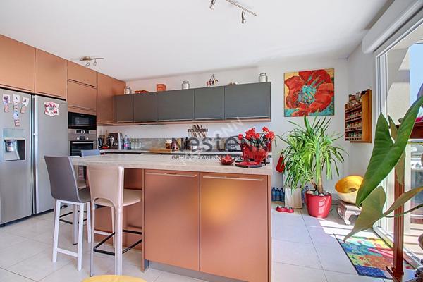 Appartement Vitrolles 3 pièce(s) 65.47 m2