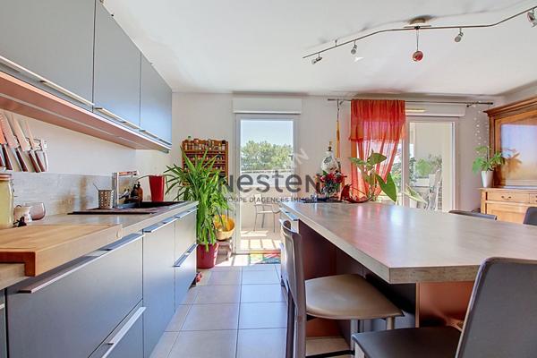 Appartement Vitrolles 3 pièce(s) 65.47 m2