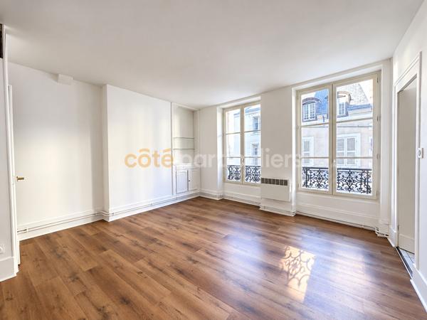 Vente
                Appartement45,61 m² - 2 Pièces -
                    ORLEANS (45000)