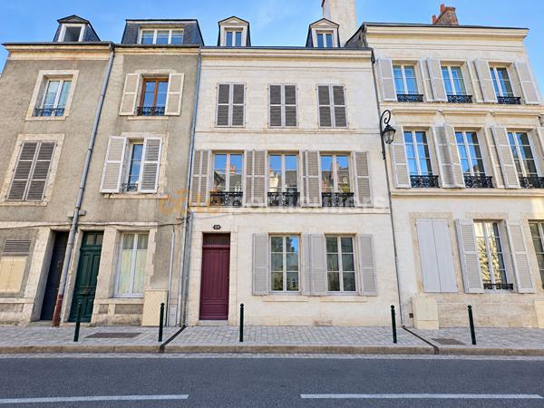 Vente
                Appartement45,61 m² - 2 Pièces -
                    ORLEANS (45000)