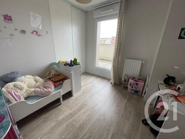 Appartement F6 à vendre  5 pièces - 102 m2 CERGY - 95
