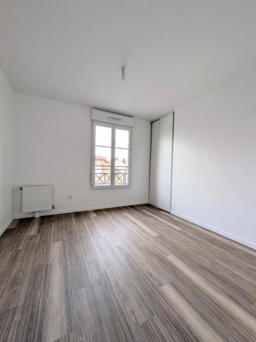 FRANCONVILLE APPARTEMENT F4 AVEC BALCON ET PARKING