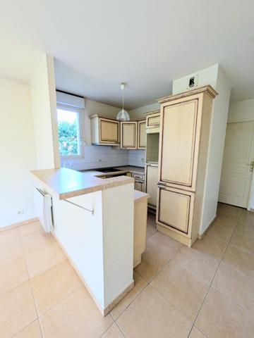 Tres bel F2 avec un grande jardin LUZARCHES