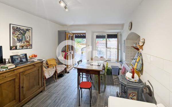 Maison à vendre    3 pièces • 48 m2 Ruoms