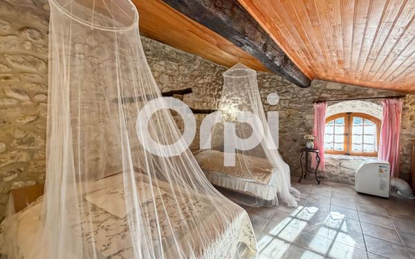 Maison à vendre    3 pièces • 48 m2 Ruoms