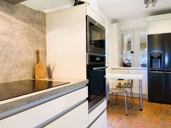 Maison La Londe Les Maures 7 pièce(s) 200 m2