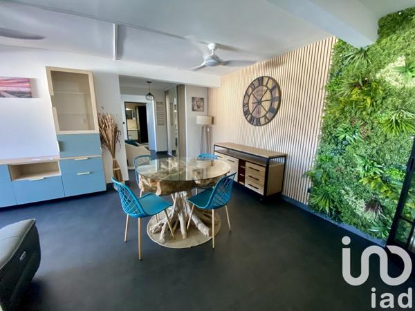 Appartement 3 pièces de 66 m² à Saint-Pierre (97410)