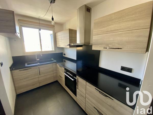 Appartement 3 pièces de 66 m² à Saint-Pierre (97410)