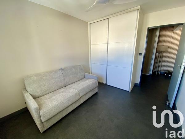 Appartement 3 pièces de 66 m² à Saint-Pierre (97410)