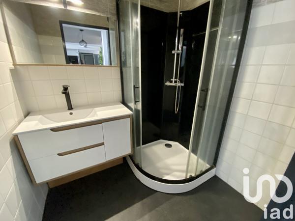 Appartement 3 pièces de 66 m² à Saint-Pierre (97410)