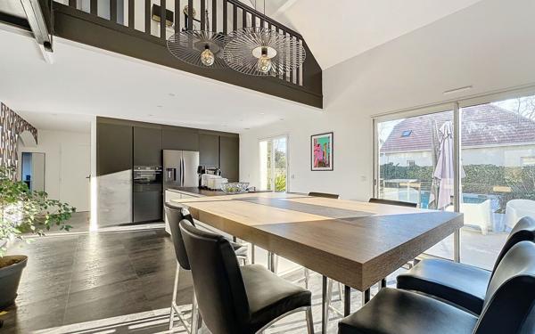 Maison à vendre    5 pièces • 101,08 m2 Pau