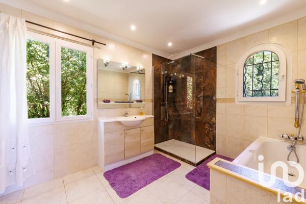 Maison à vendre 5 pièces 190 m² Tourrettes-sur-Loup