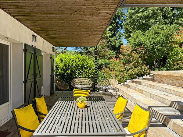 Maison Bouc Bel Air 5 pièces 190 m2