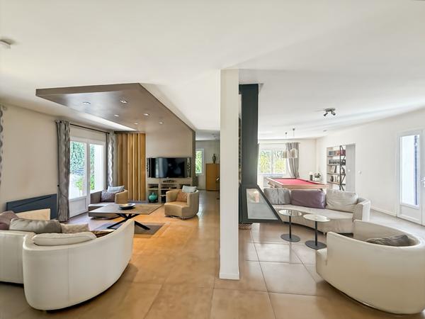 Maison Bouc Bel Air 5 pièces 190 m2