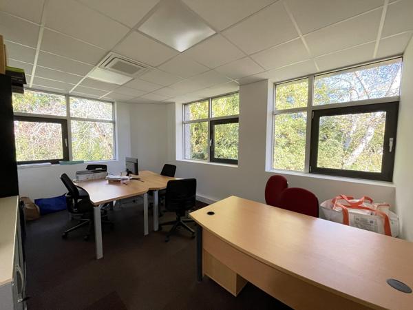 Plateau de bureaux 191 m² Parc du Perray Nantes
