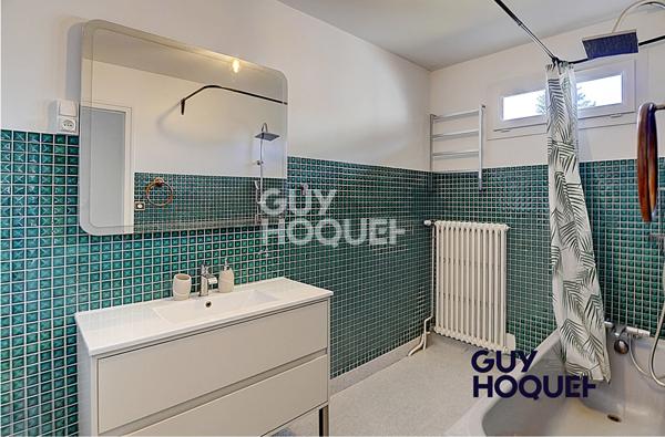 Maison Peronnas 6 pièce(s) 212 m2 sur 930 m² terrain