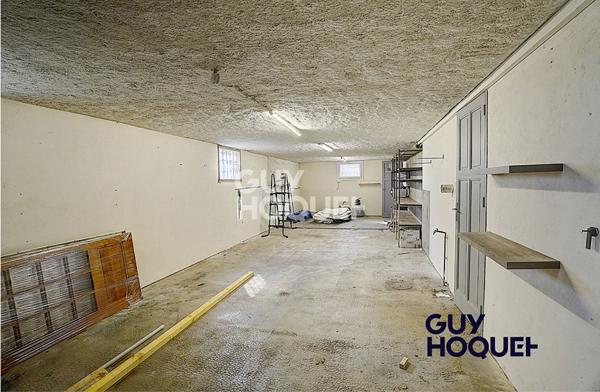 Maison Peronnas 6 pièce(s) 212 m2 sur 930 m² terrain
