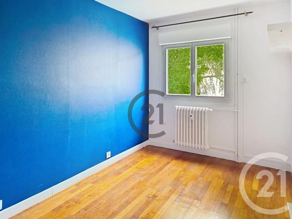 Appartement F4 à vendre  4 pièces - 81,60 m 2   AUXERRE  - 89