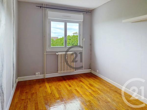Appartement F4 à vendre  4 pièces - 81,60 m 2   AUXERRE  - 89