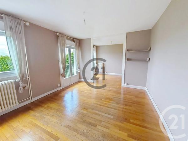 Appartement F4 à vendre  4 pièces - 81,60 m 2   AUXERRE  - 89