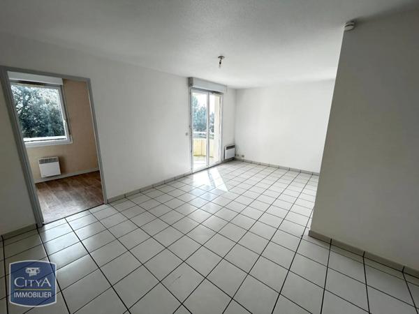 Appartement à louer 2 pièces 51.87m²