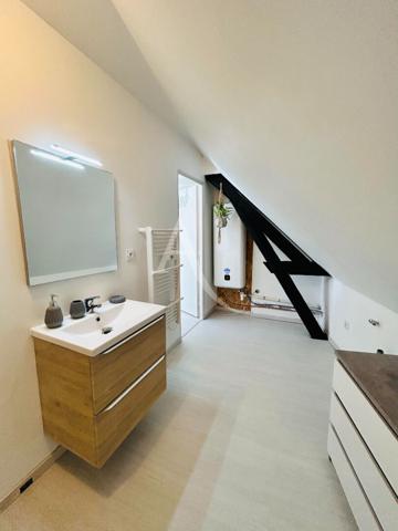 CHATEAU RENAULT Immeuble