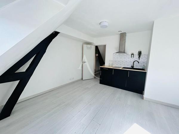 CHATEAU RENAULT Immeuble