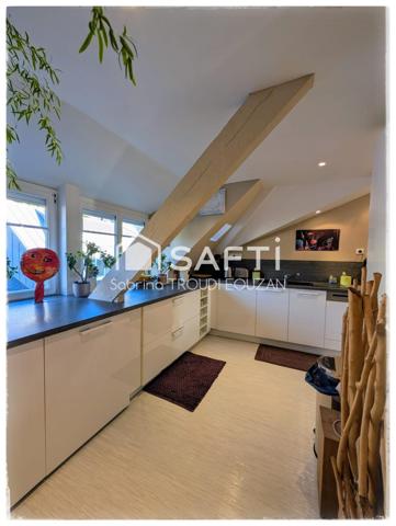 Duplex de standing situé au dernier étage, vue port, entièrement rénové, au cœur du port de Binic,