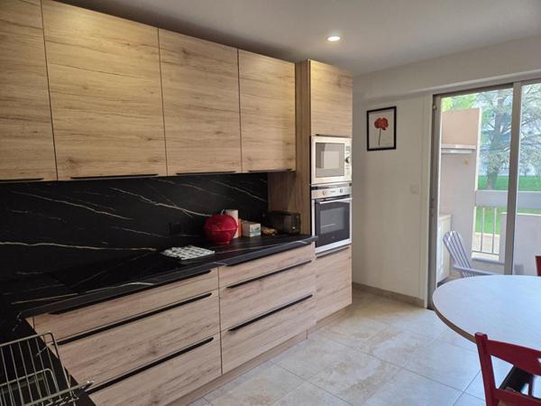 Appartement Montelimar 5 pièce(s) 131.87 m2