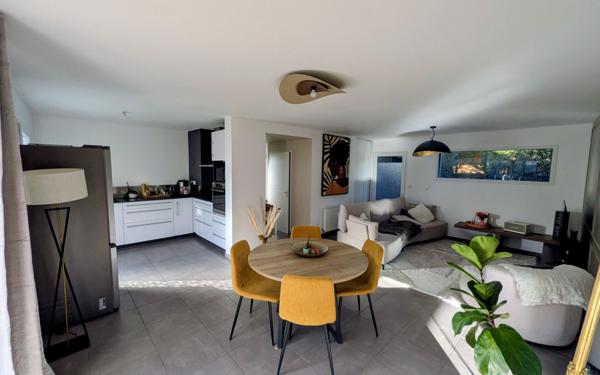 Maison à vendre    4 pièces • 85 m2 Bourg-lès-Valence