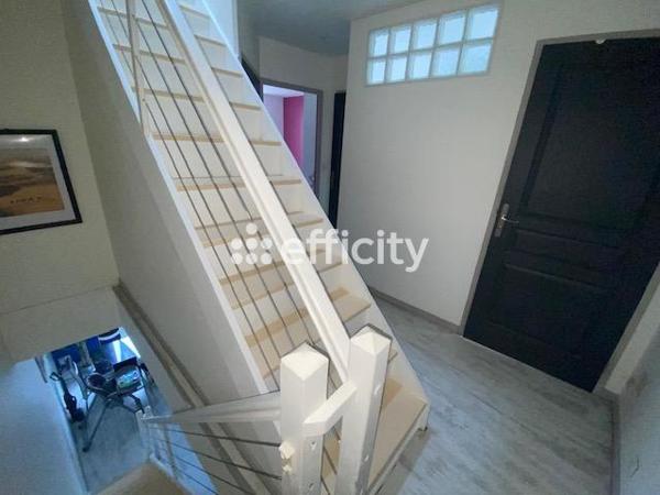 Maison 5 pièces - 104 m² Exclusivité efficity