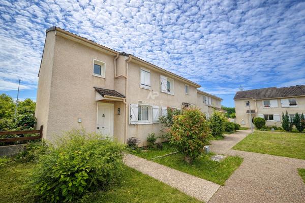 Maison Carrières Sous Poissy 4 pièce(s) 80 m2 299 000 € **  - Référence  9242