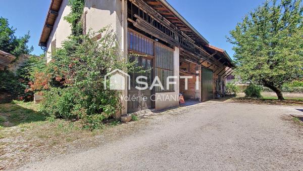 Moirans, Ancien atelier à rénover sur terrain de 1100m²