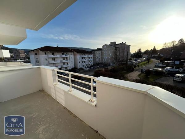 Appartement à louer 3 pièces 65.69m²