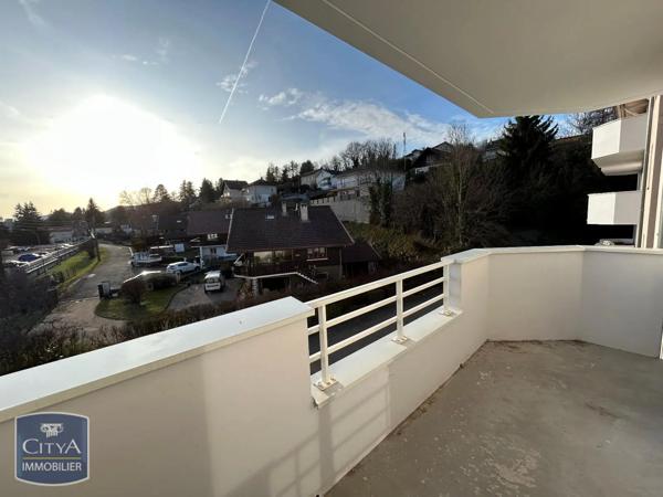 Appartement à louer 3 pièces 65.69m²