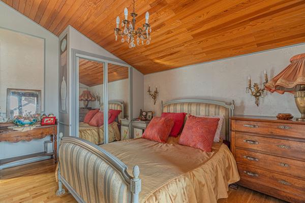 Maison avec piscine à Sassenage 6 pièces 130 m2