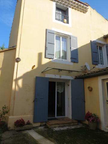 À Mondragon (84), maison de village à acheter avec 6 pièces et extérieur Mondragon (84430)