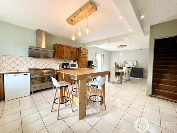 Épinouze (26210) À vendre – Grande maison familiale avec terrain de 5240 m² et accès à la rivière