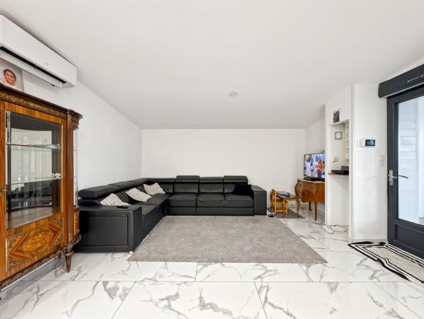 Massieux (01600) Belle maison familiale plain pied de 170 m² avec jardin – Massieux (01600) Possibilité d'un T3 indépendant