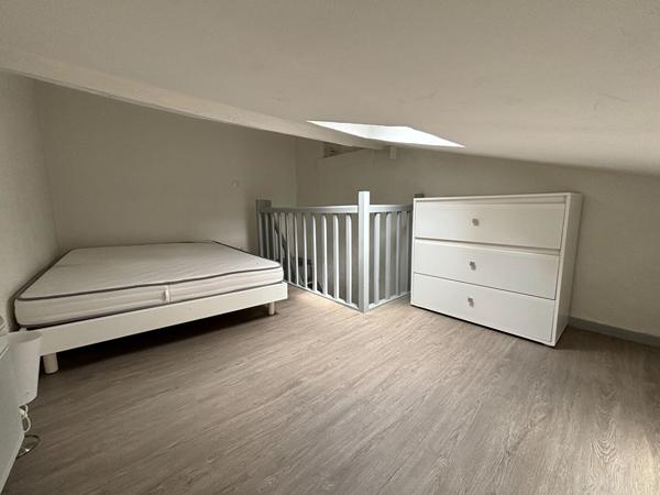 T1 en duplex – Poitiers centre – 15.59 m²