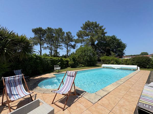 Maison Pontonx Sur L Adour 7 pièce(s) 243 m2 , Pontonx sur l adour