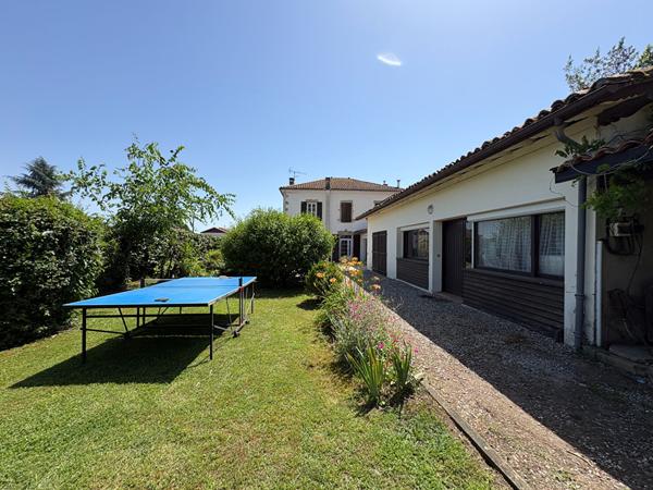 Maison Pontonx Sur L Adour 7 pièce(s) 243 m2 , Pontonx sur l adour