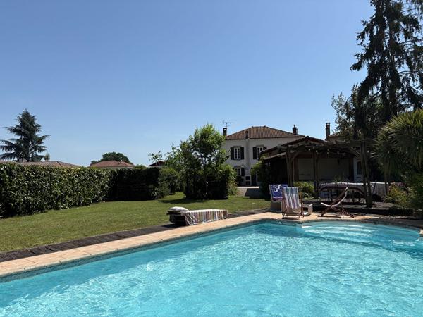 Maison Pontonx Sur L Adour 7 pièce(s) 243 m2 , Pontonx sur l adour