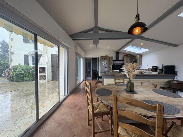 Maison Pontonx Sur L Adour 7 pièce(s) 243 m2 , Pontonx sur l adour