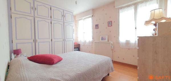 MAISON 5 CHAMBRES, SOUS SOL TOTAL ET GRAND JARDIN