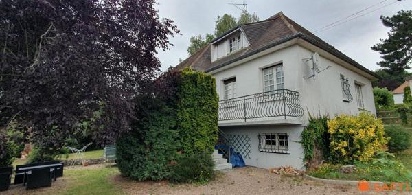 MAISON 5 CHAMBRES, SOUS SOL TOTAL ET GRAND JARDIN