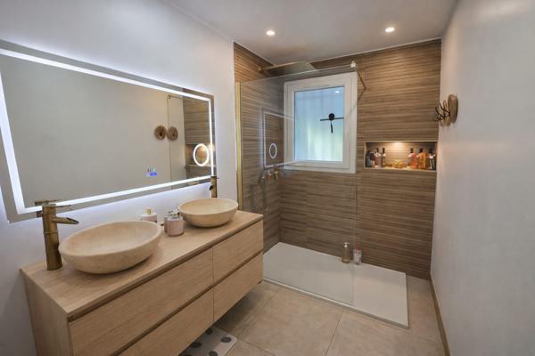 Ollioules (83190) APPARTEMENT 65 m² avec Jardin, Terrasse, Garage et Parking