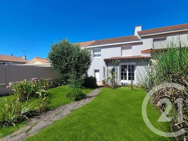 Maison à vendre  6 pièces - 95 m 2   CHOLET  - 49