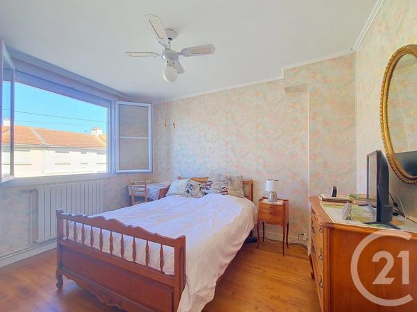 Maison à vendre  6 pièces - 95 m 2   CHOLET  - 49