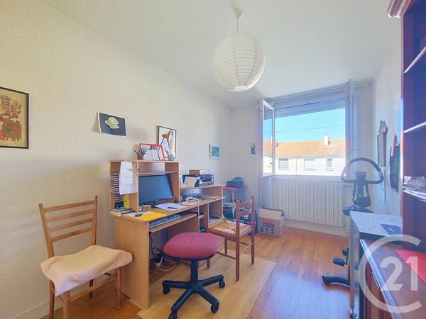 Maison à vendre  6 pièces - 95 m 2   CHOLET  - 49